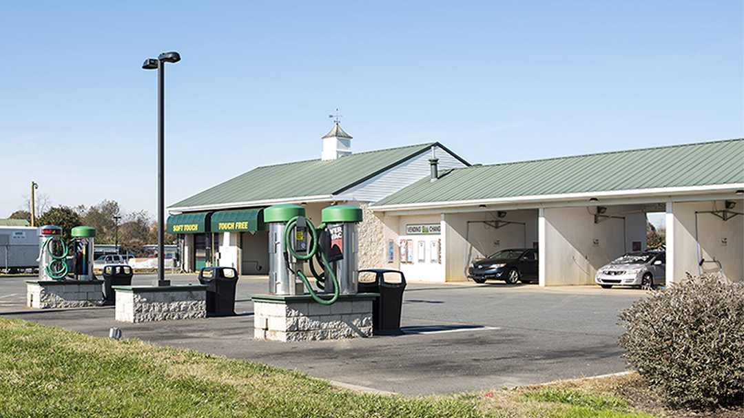 Photo of Greenhill Car Wash Express Service Middletown, DE location